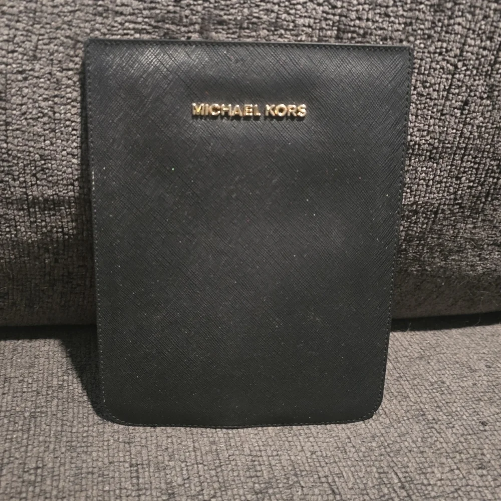 Michael Kors | Saffiano Leather Tablet Case